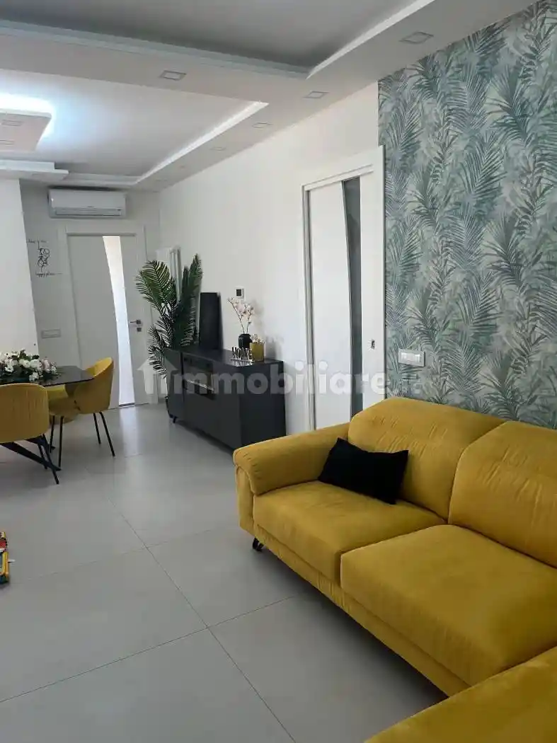 Appartamento in vendita a Cecina