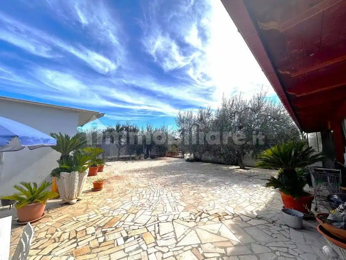 Villa in vendita a Triggiano