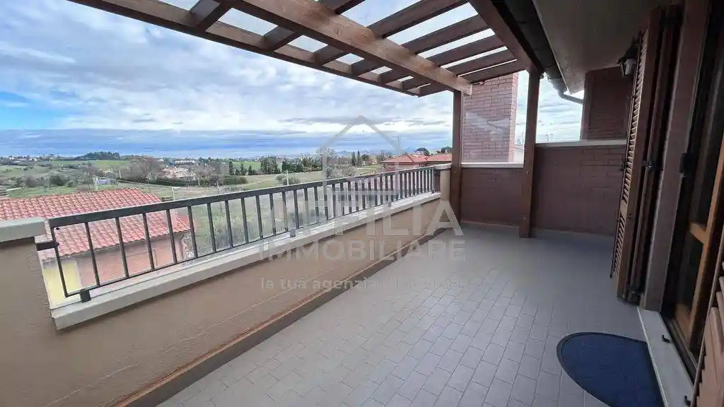 Appartamento in vendita a Jesi