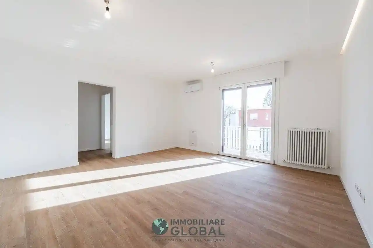 Appartamento in vendita a Modena