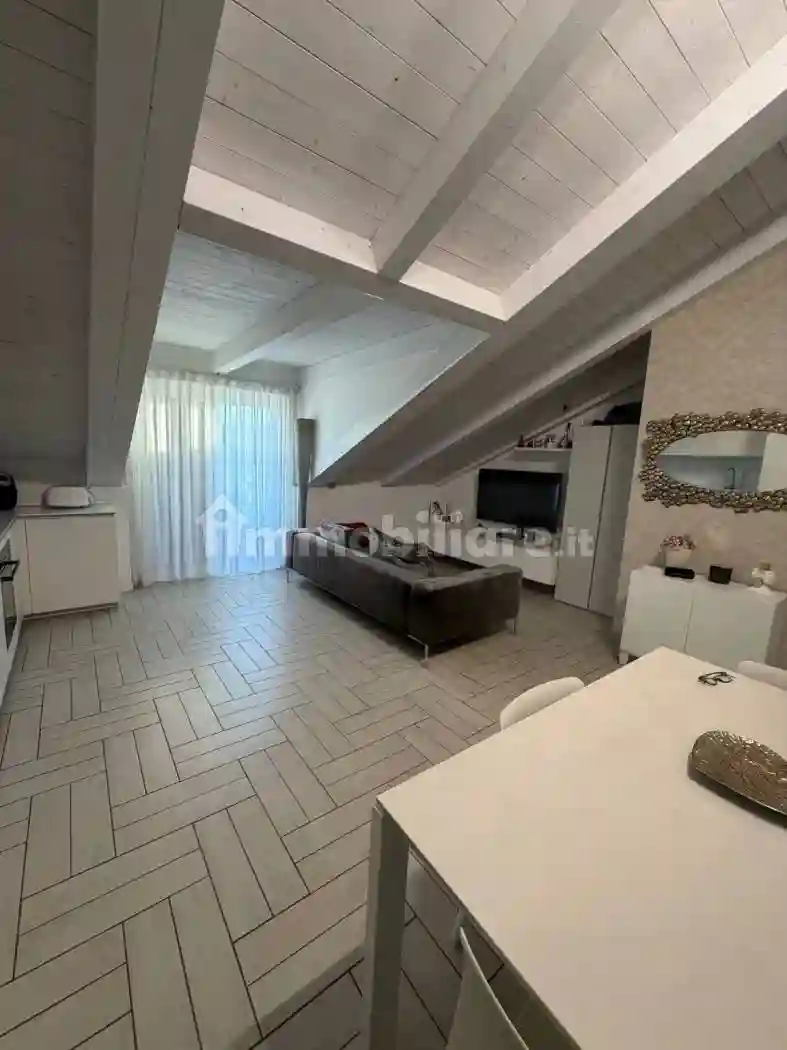 Attico - Mansarda - foto 2
