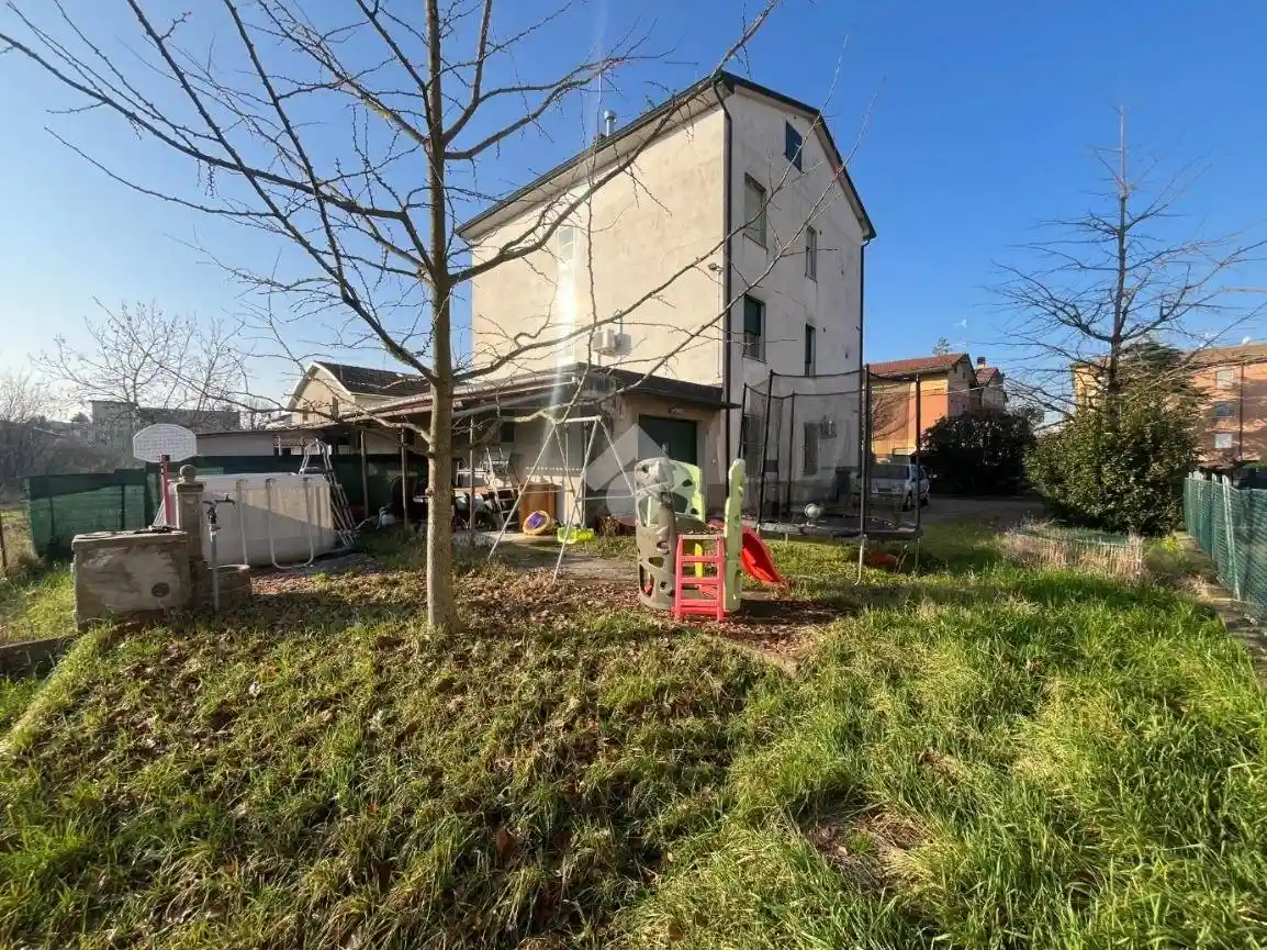 Casa indipendente in vendita a Castelnovo di Sotto