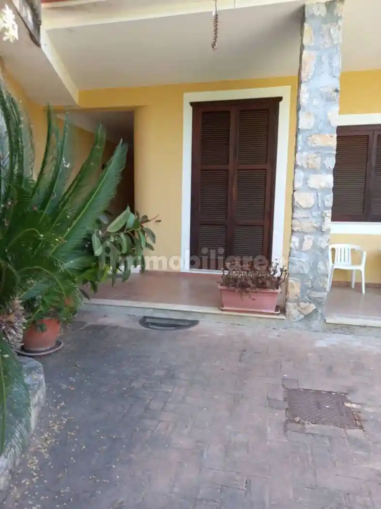 Appartamento in affitto a Camerota