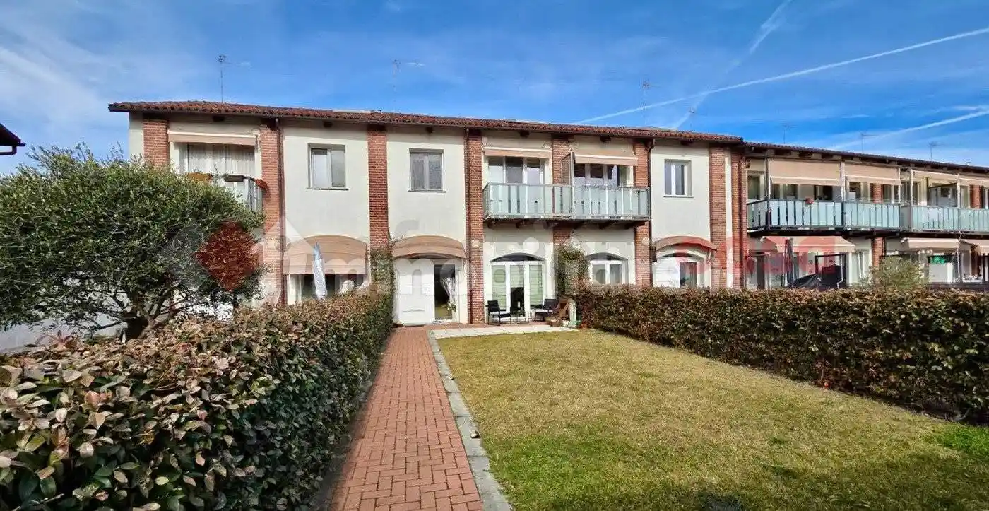 Villetta a schiera in vendita a Pinerolo