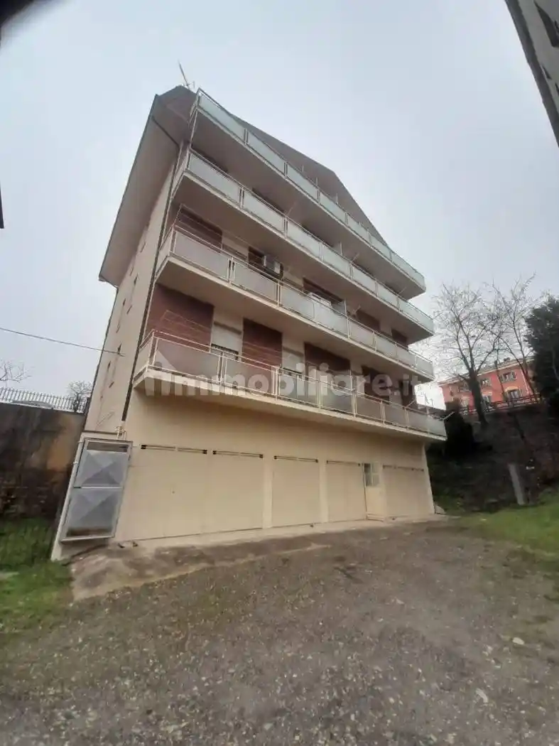 Appartamento in vendita a Coli