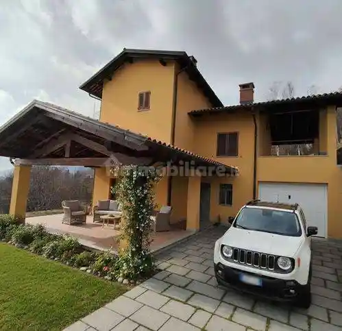 Villa in vendita a Pralungo