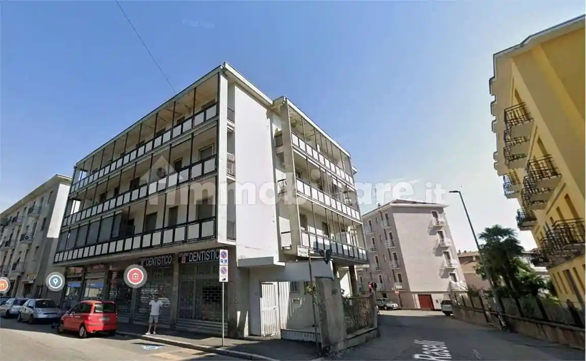 Appartamento in vendita a Novara