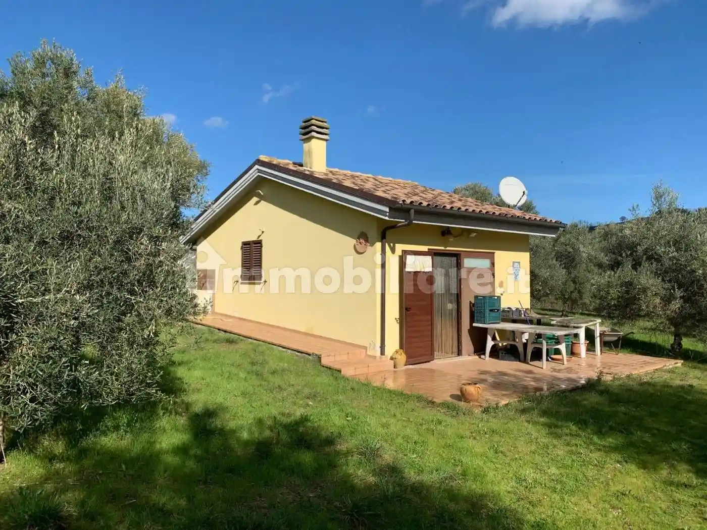 Rustico - Casale in vendita a Montecosaro