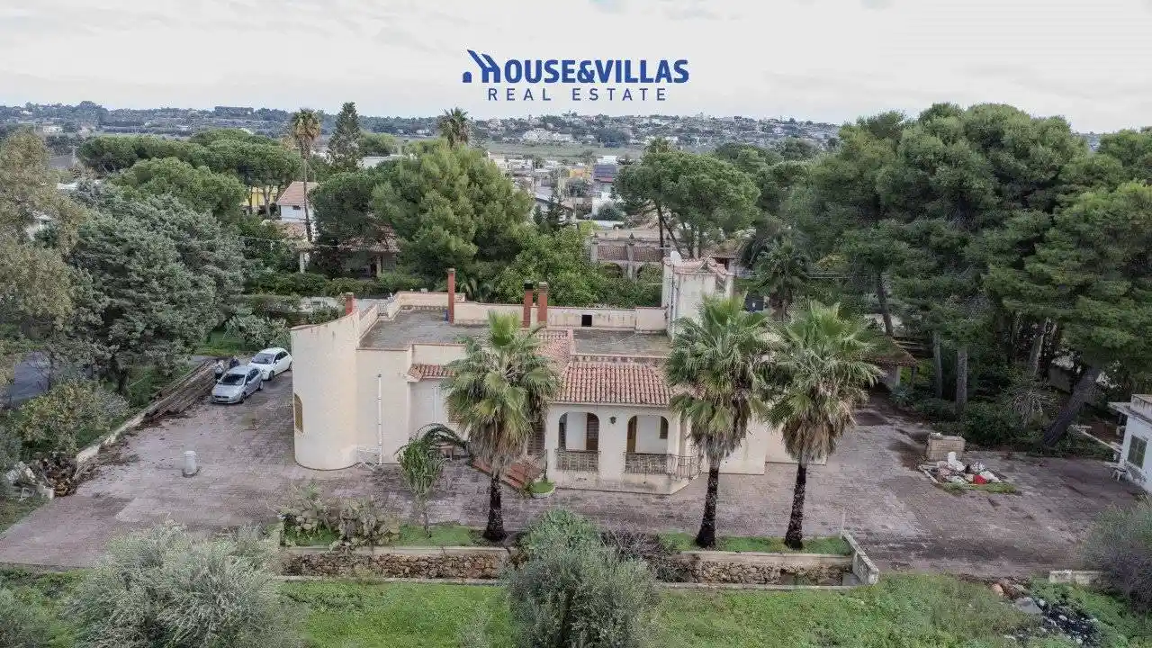 Villa in vendita a Siracusa