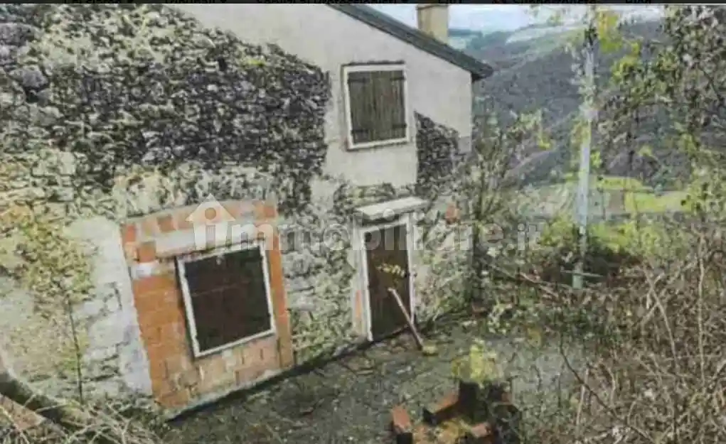 Casa indipendente in vendita a Badia Calavena