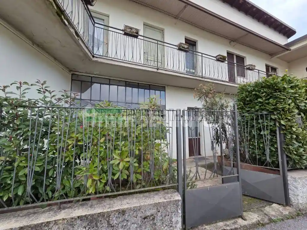 Casa indipendente in vendita a Ome