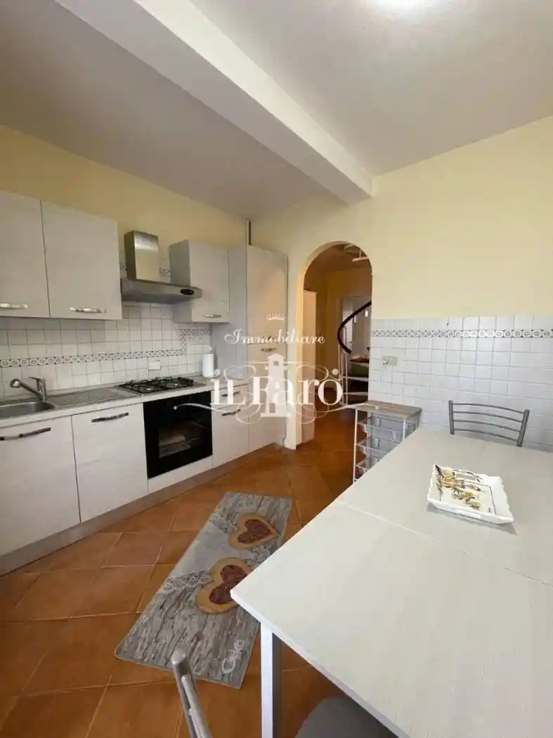 Appartamento in vendita a Viareggio