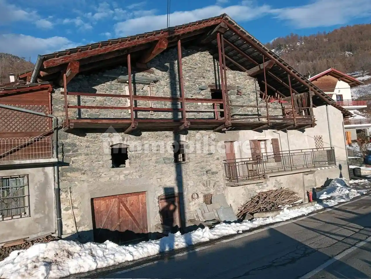 Rustico - Casale in vendita a Emarèse