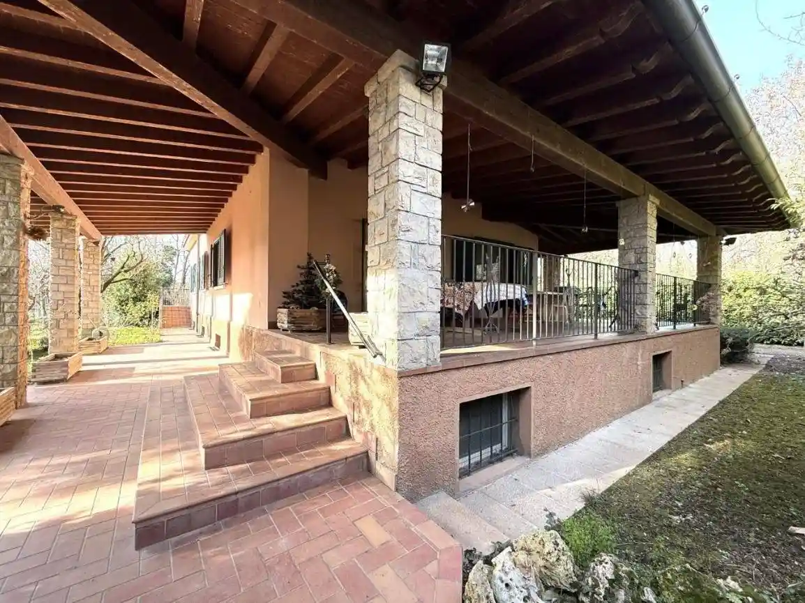 Villa in vendita a Palazzolo sull'Oglio