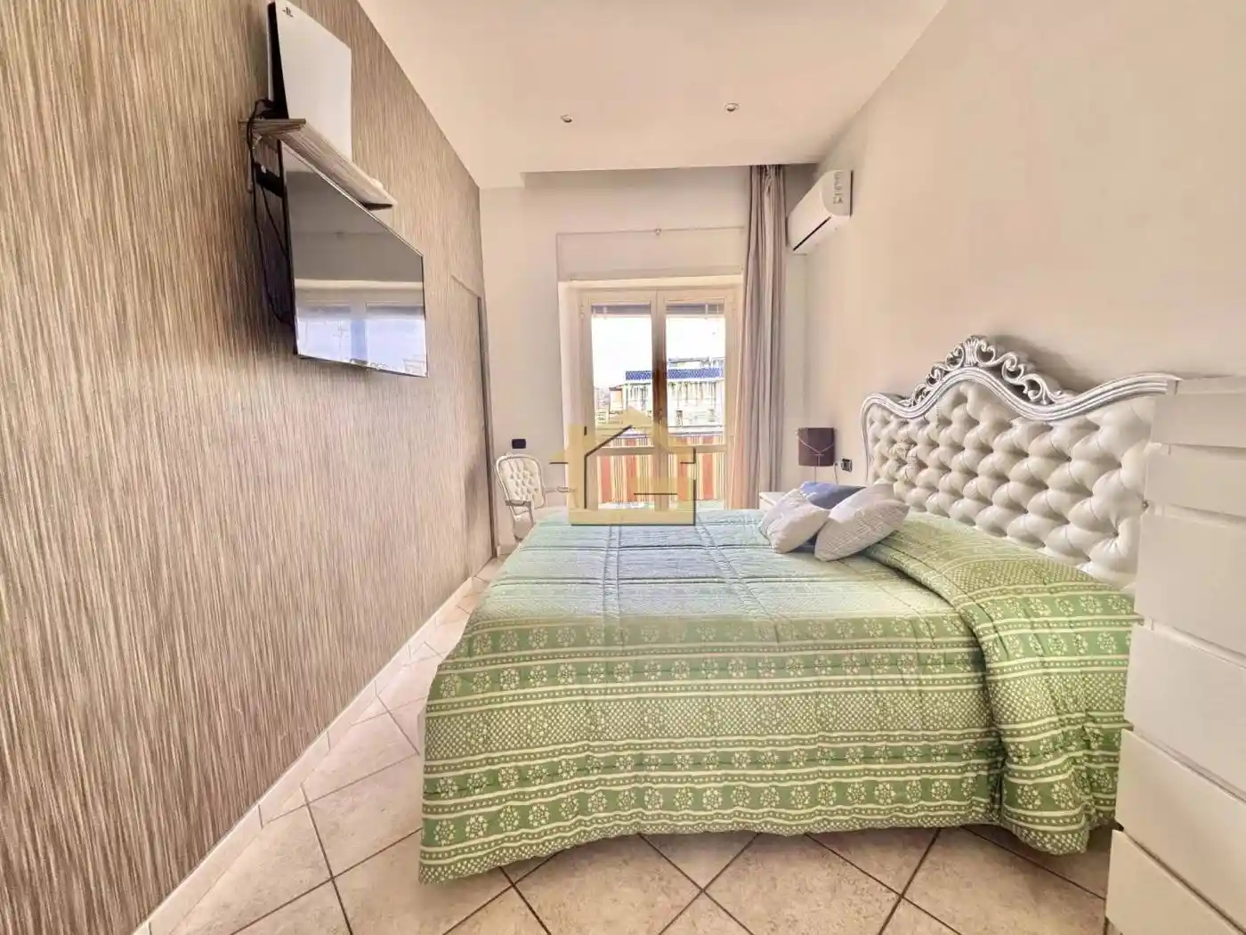 Appartamento in vendita a Napoli