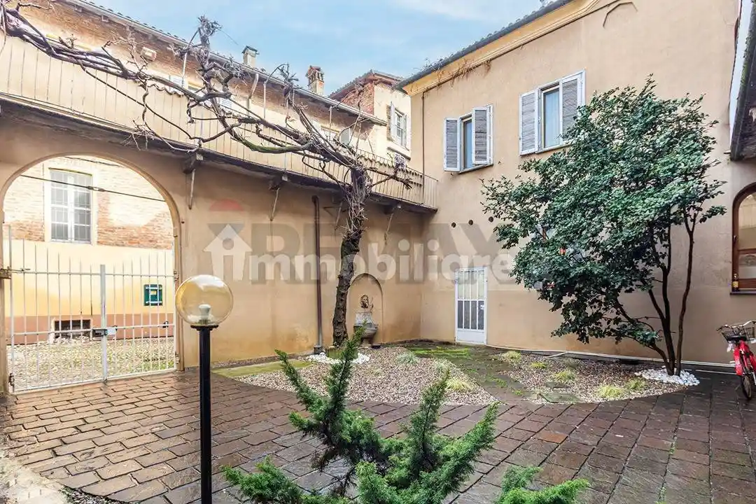 Appartamento in vendita a Pavia