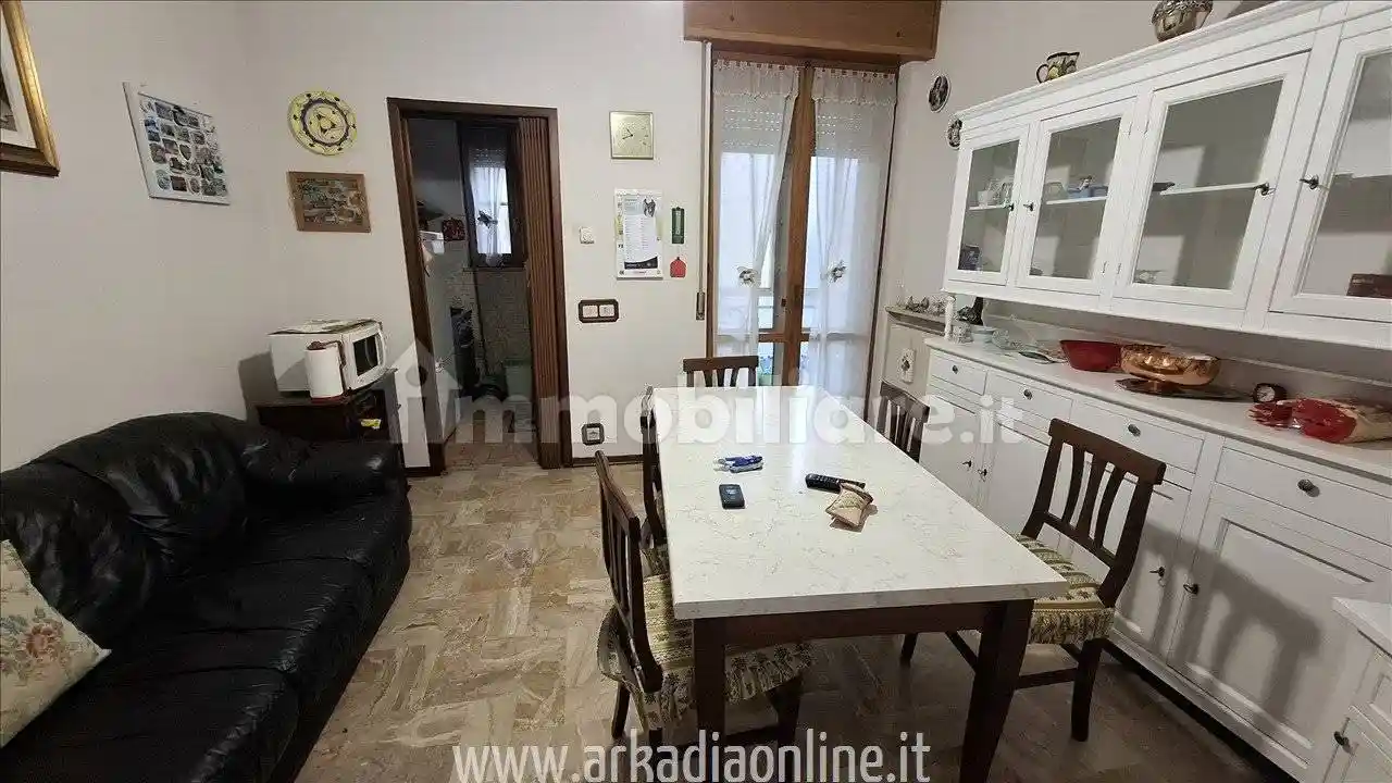 Appartamento in vendita a Piacenza