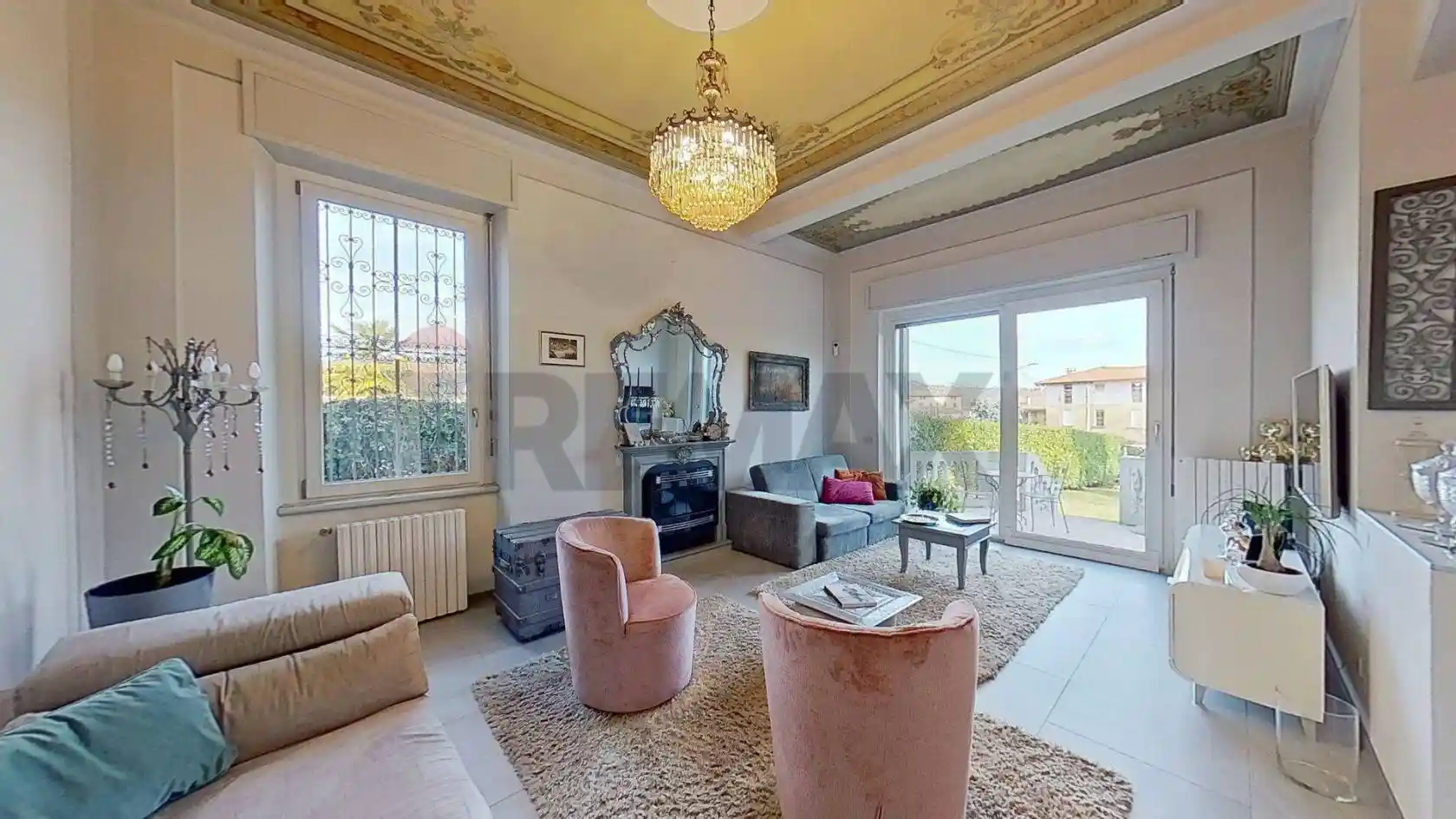 Villa in vendita a Biandronno