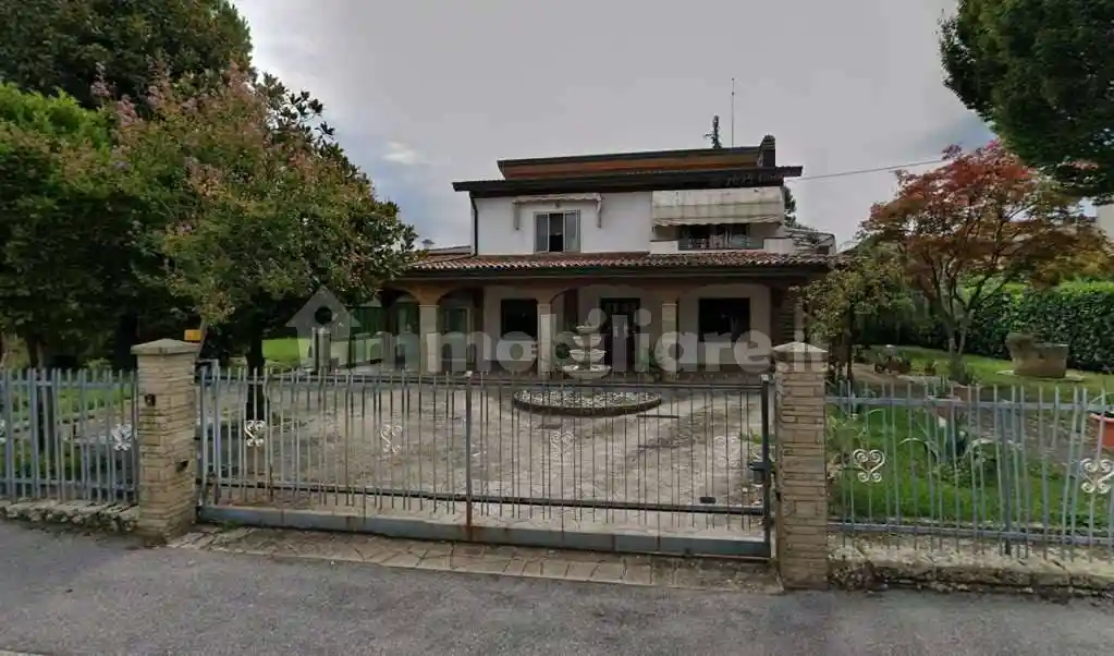 Casa indipendente in vendita a Abano Terme