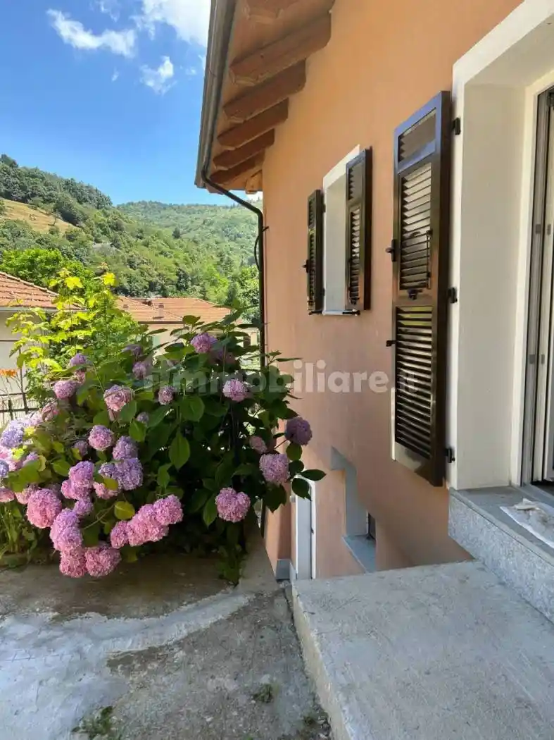 Appartamento in vendita a Osiglia