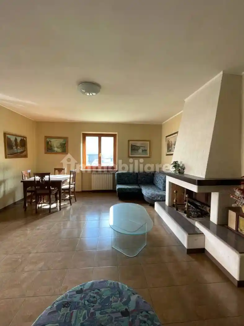 Villa in vendita a Sutri