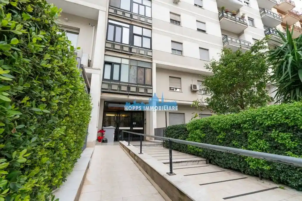 Appartamento in vendita a Palermo