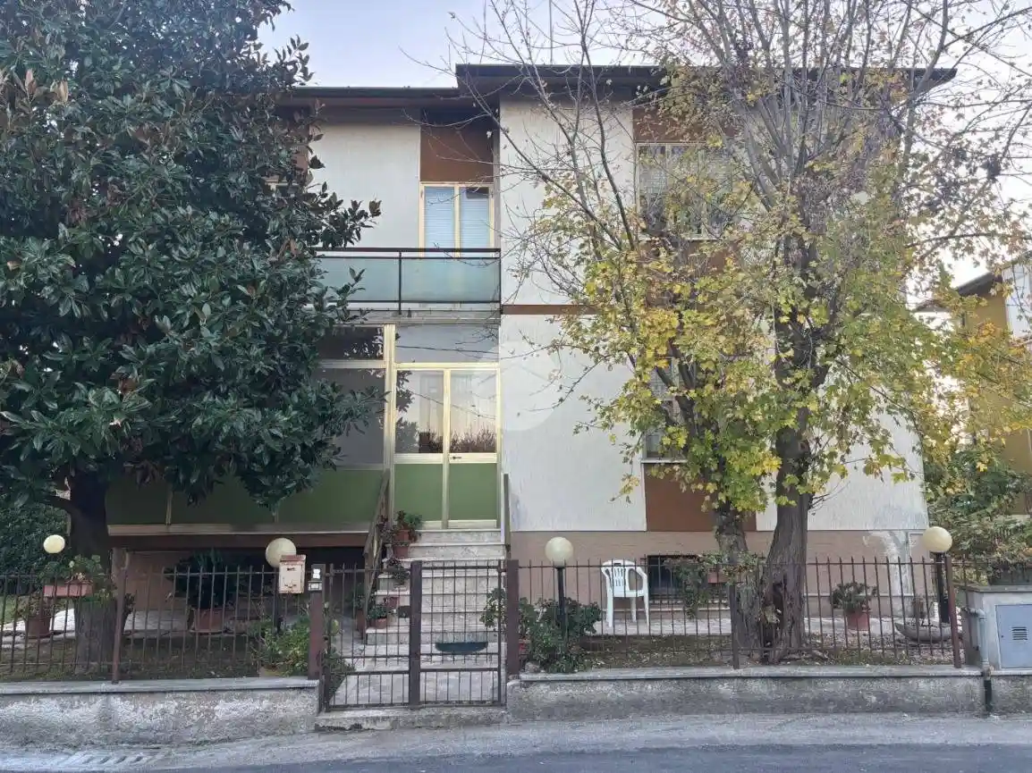 Casa indipendente in vendita a Fano