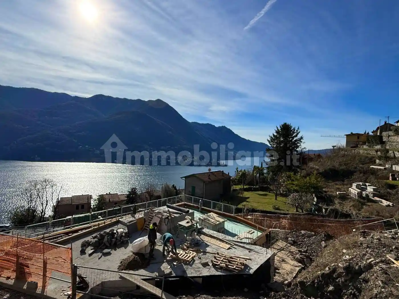 Appartamento in vendita a Carate Urio