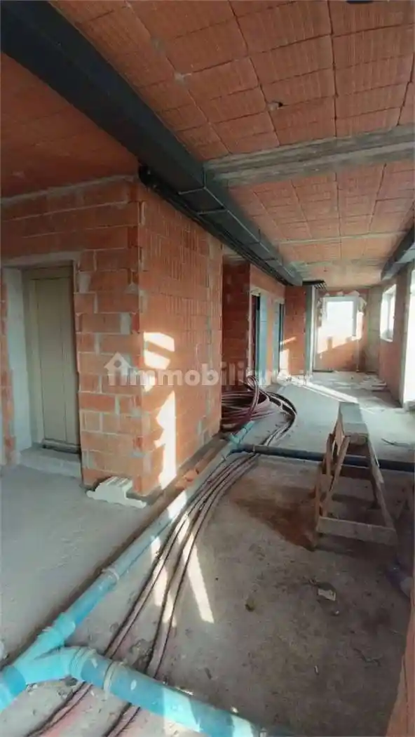 Palazzo - Stabile in vendita a Martinengo