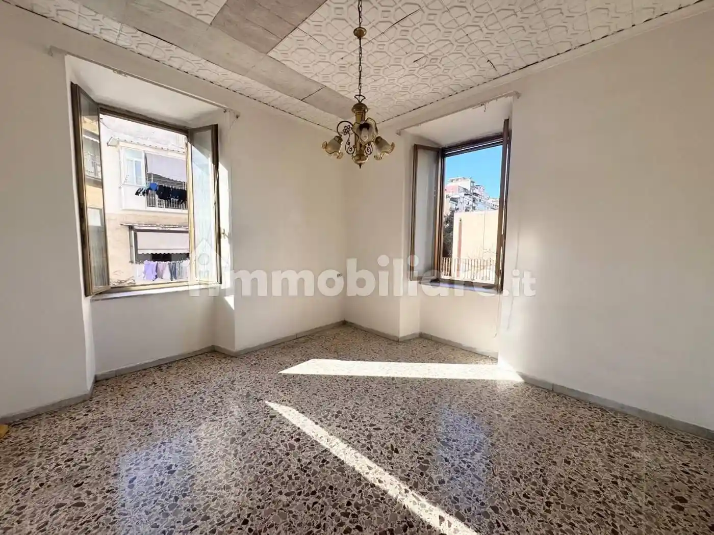 Appartamento in vendita a Napoli