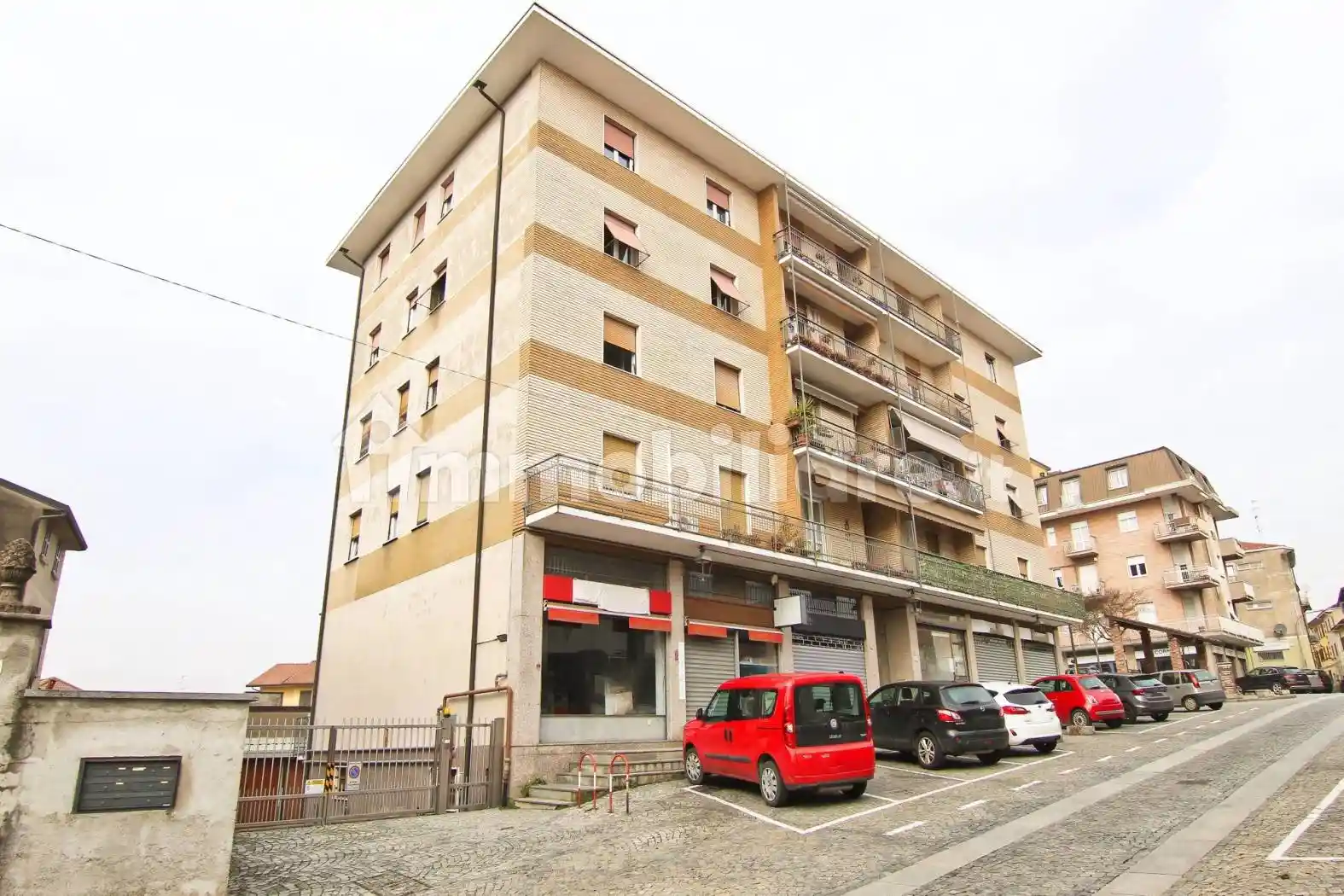 Appartamento in vendita a Cogliate