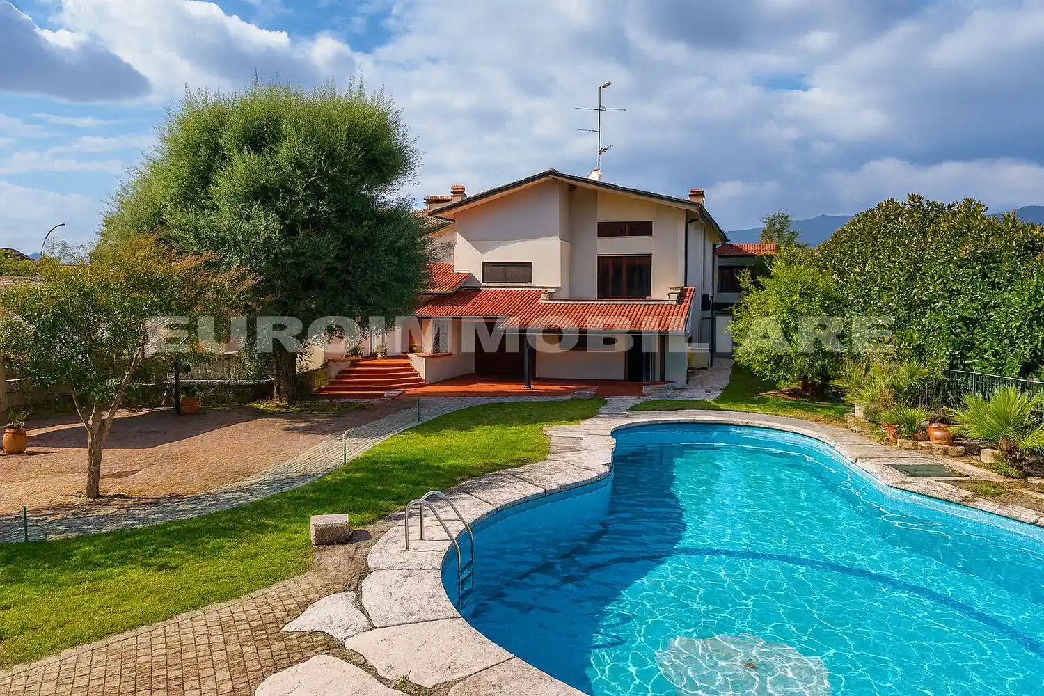 Villa in vendita a Mazzano