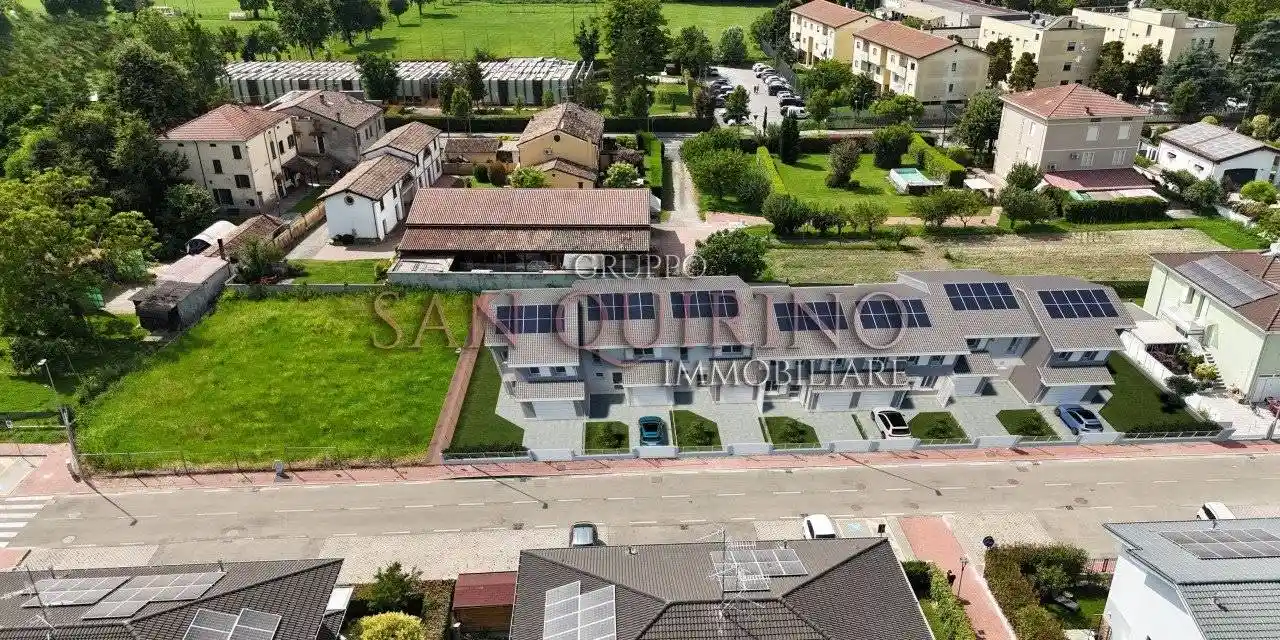 Villetta a schiera in vendita a Guastalla