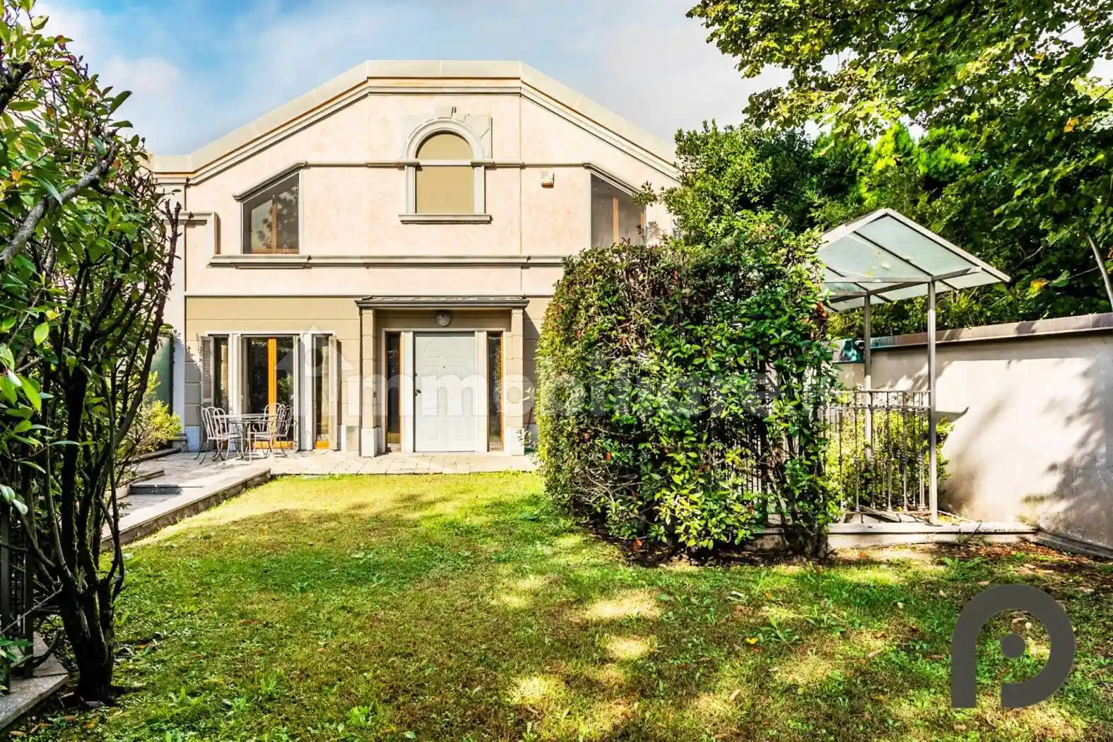 Villetta a schiera in affitto a Milano