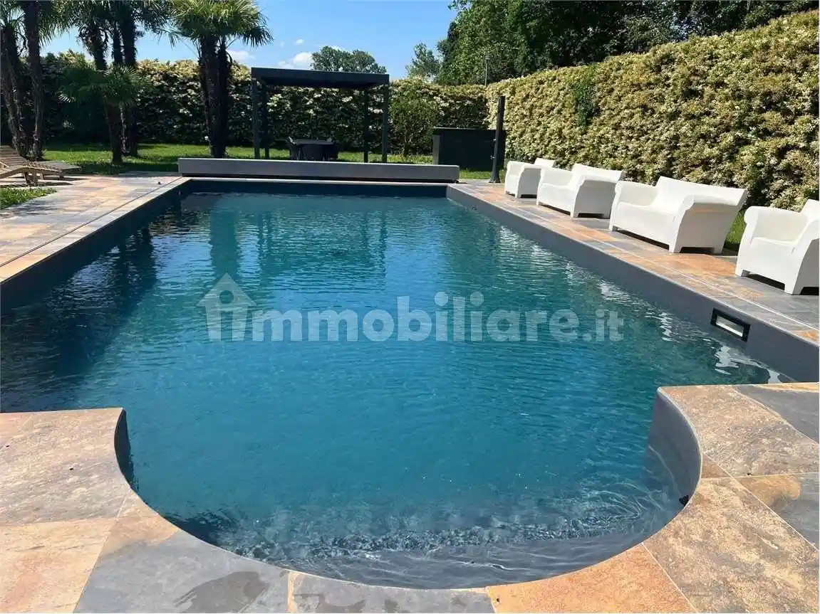 Villa in vendita a Selvazzano Dentro