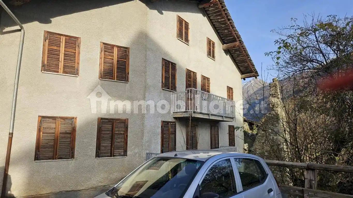 Rustico - Casale in vendita a Doues