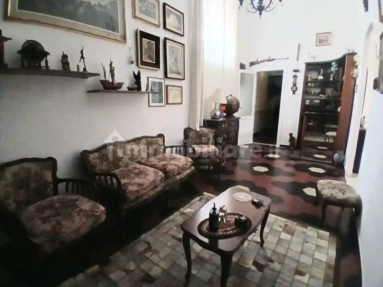 Appartamento in vendita a Livorno