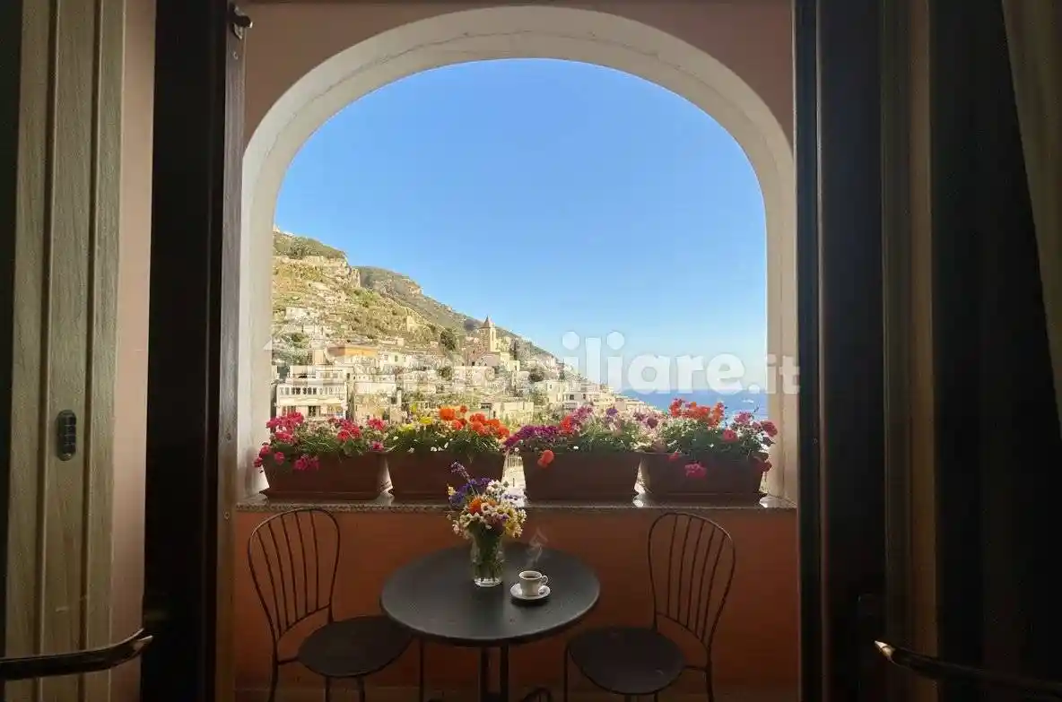 Appartamento in vendita a Positano