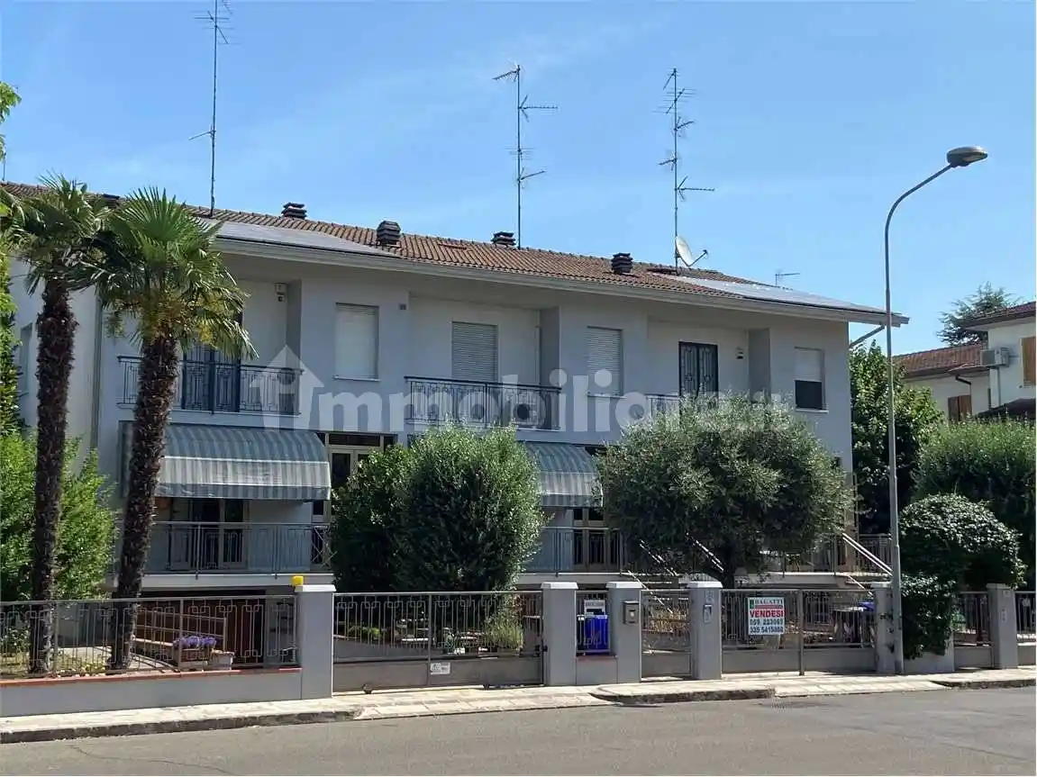 Villetta a schiera in vendita a Carpi