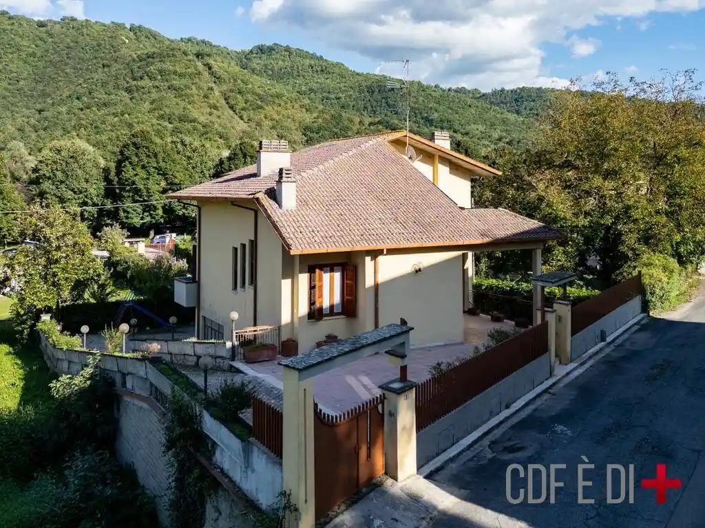 Villa in vendita a Rieti