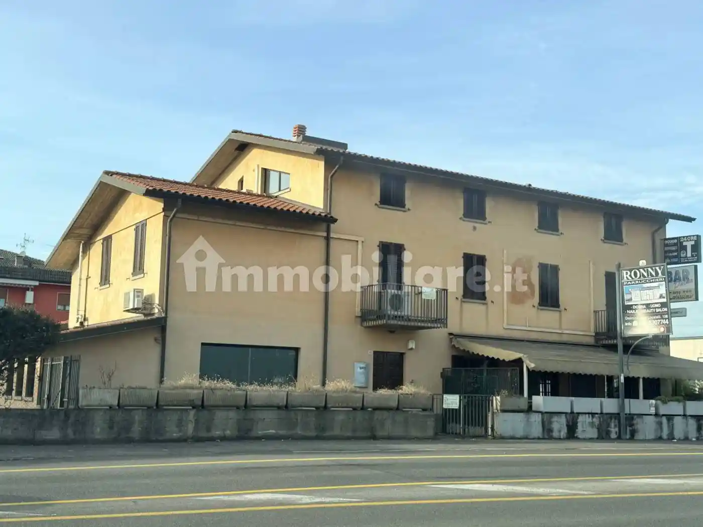 Palazzo - Edificio in vendita a Dalmine