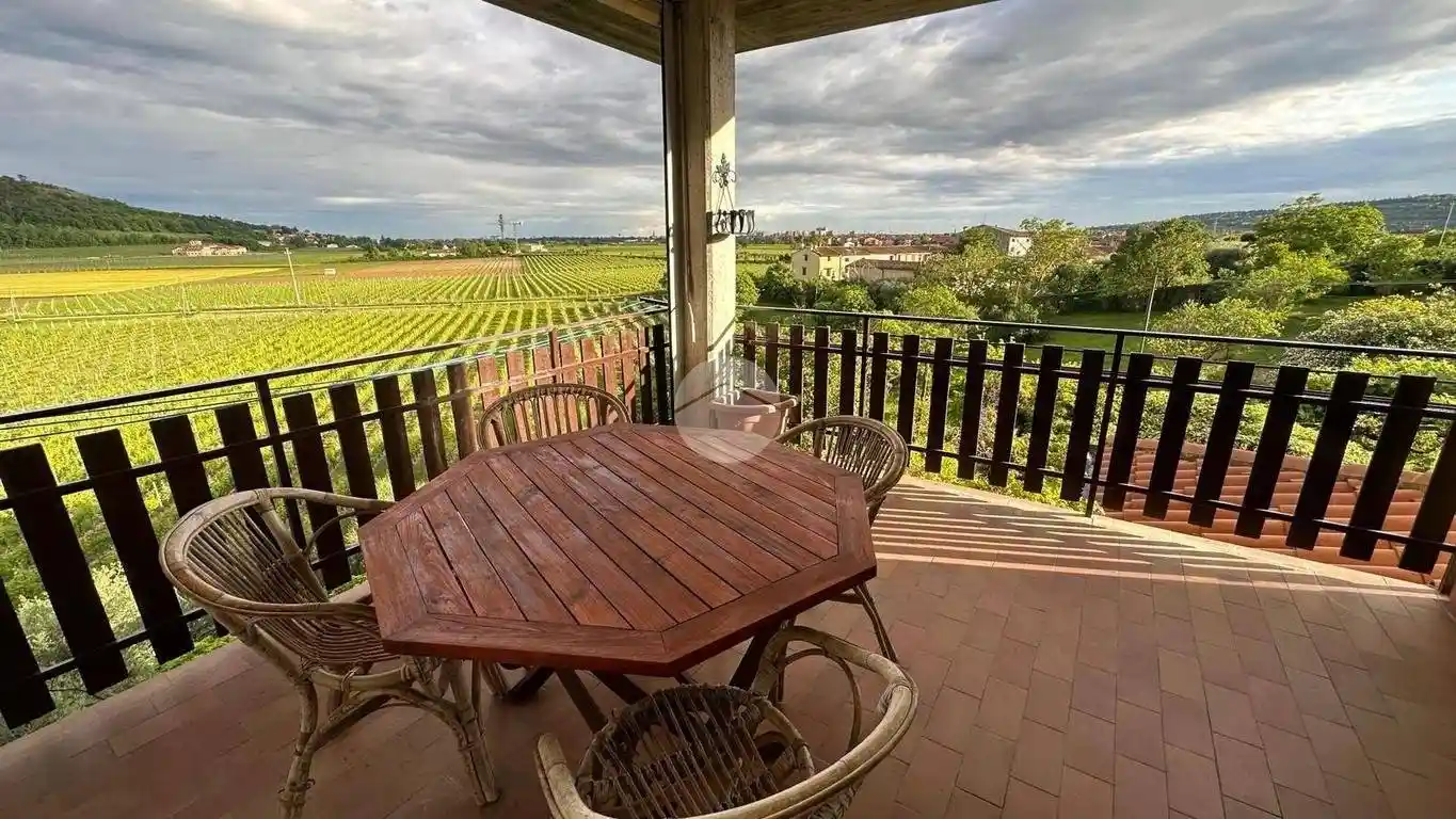 Villa in affitto a Verona