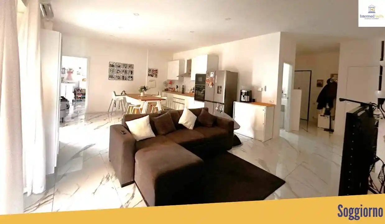 Appartamento in vendita a Guidonia Montecelio