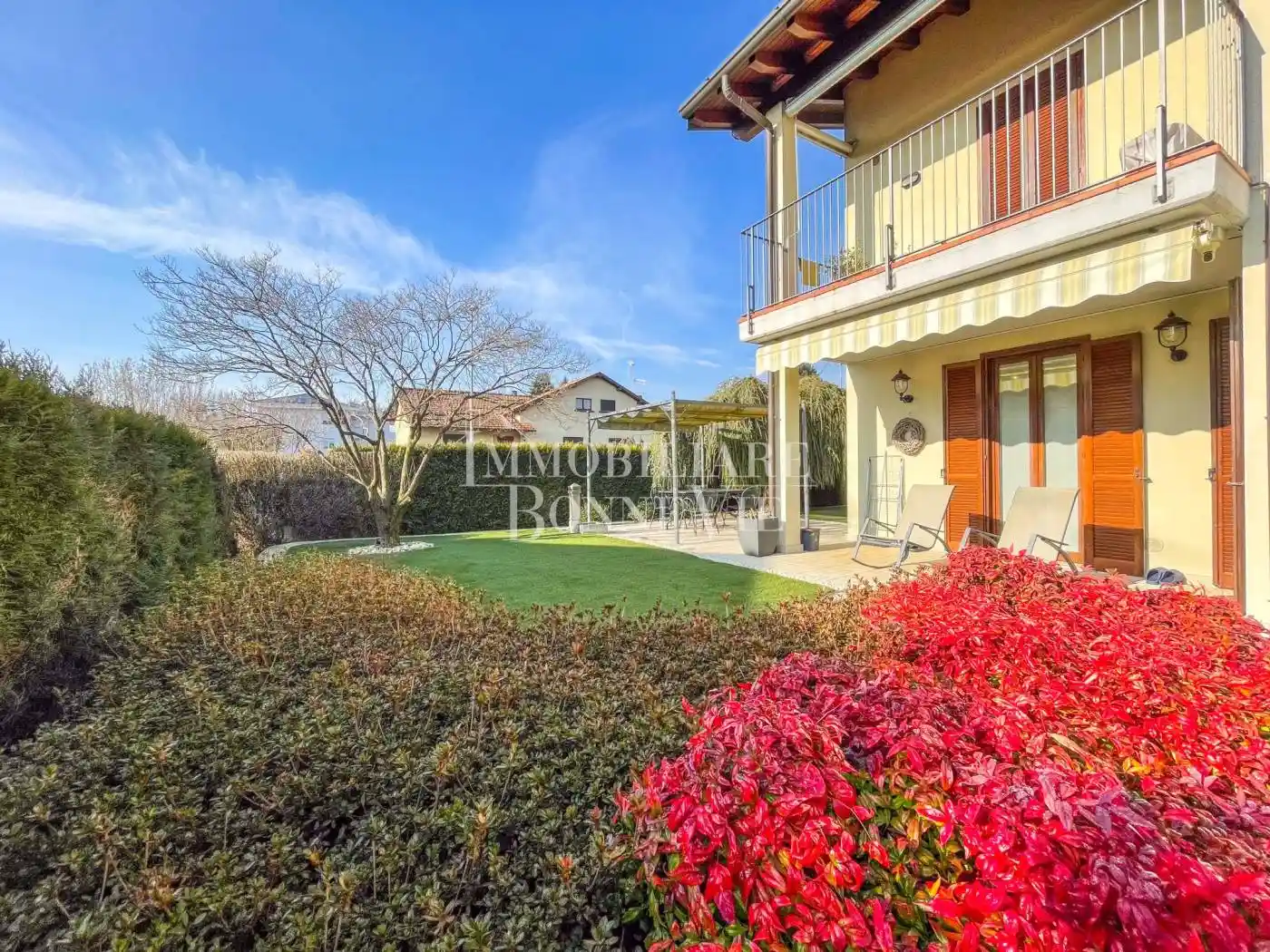 Appartamento in vendita a Vedano Olona