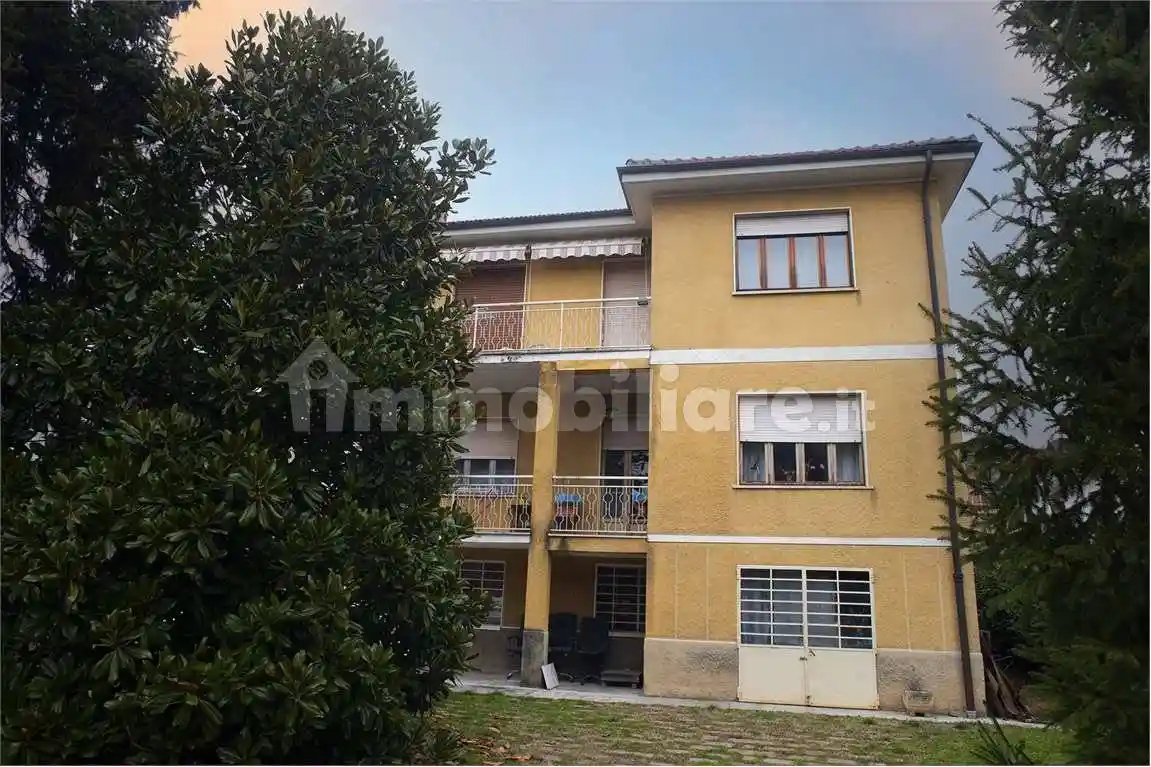 Villa in vendita a Cambiano