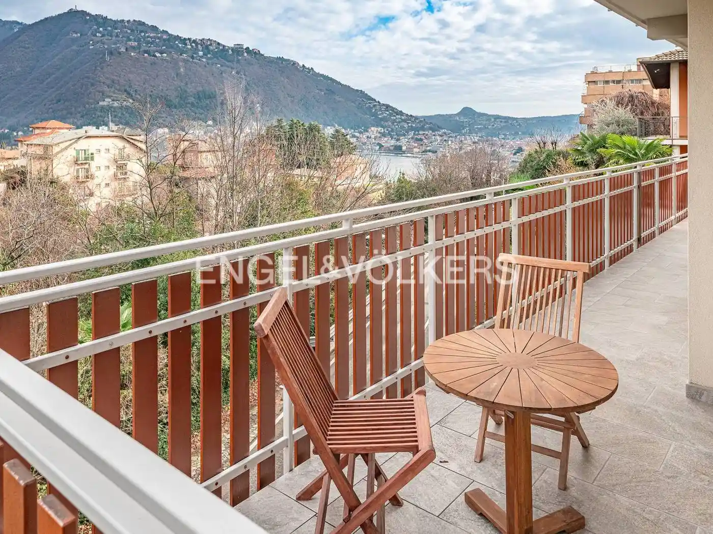 Appartamento in vendita a Como