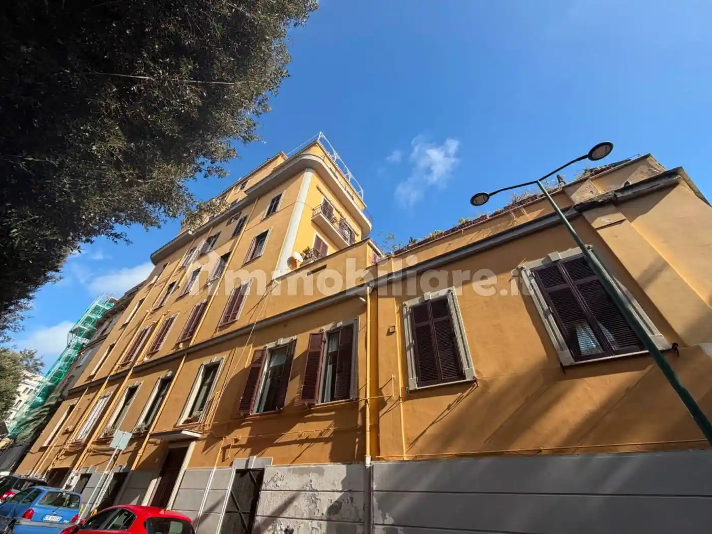 Appartamento in vendita a Napoli