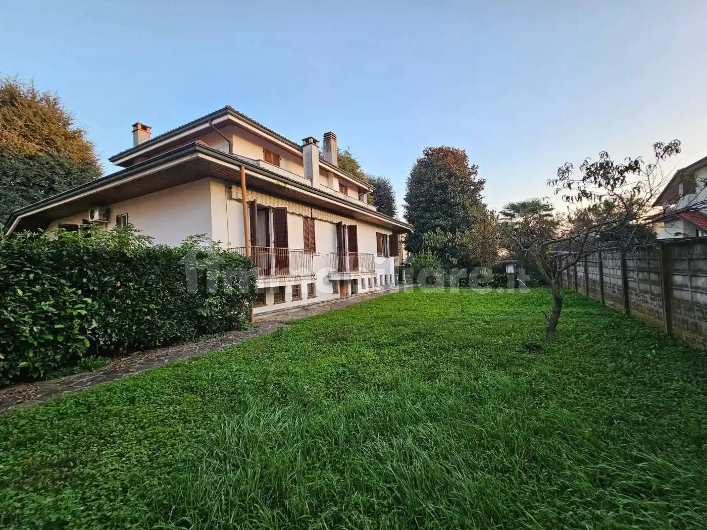 Villa in vendita a Vittuone