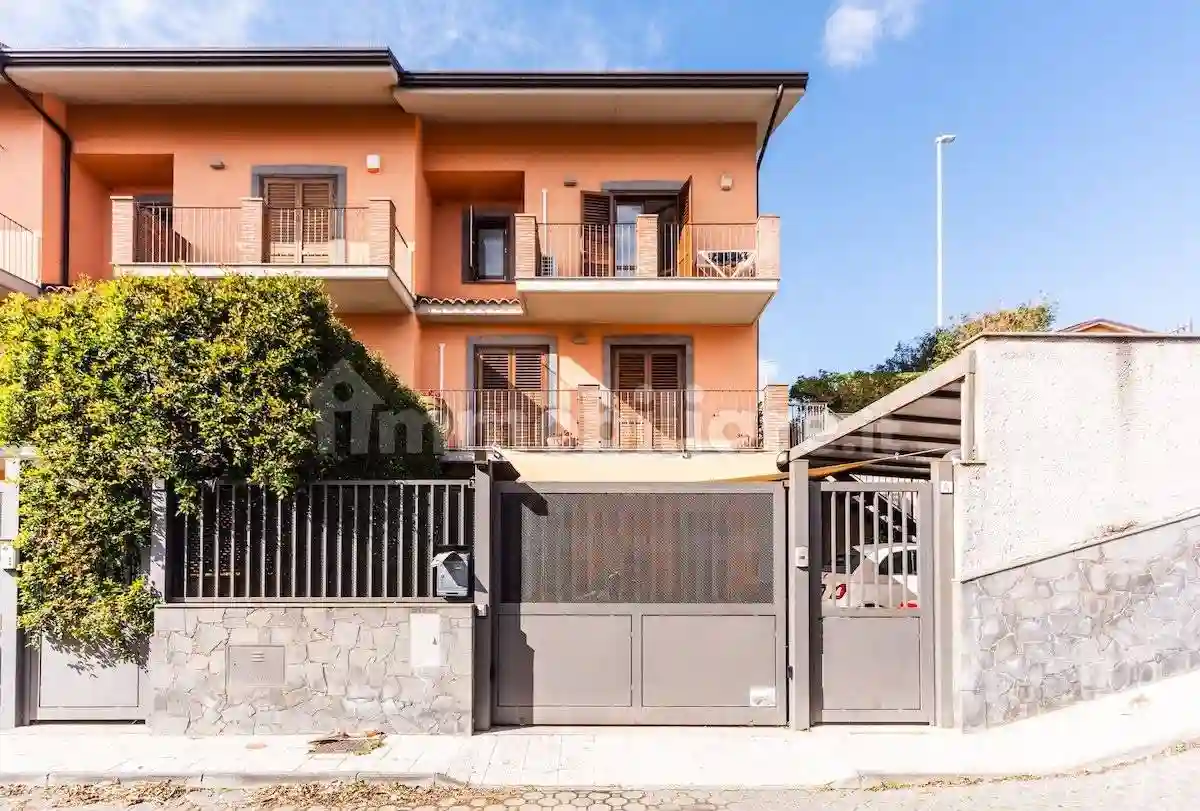 Villetta a schiera - foto 2