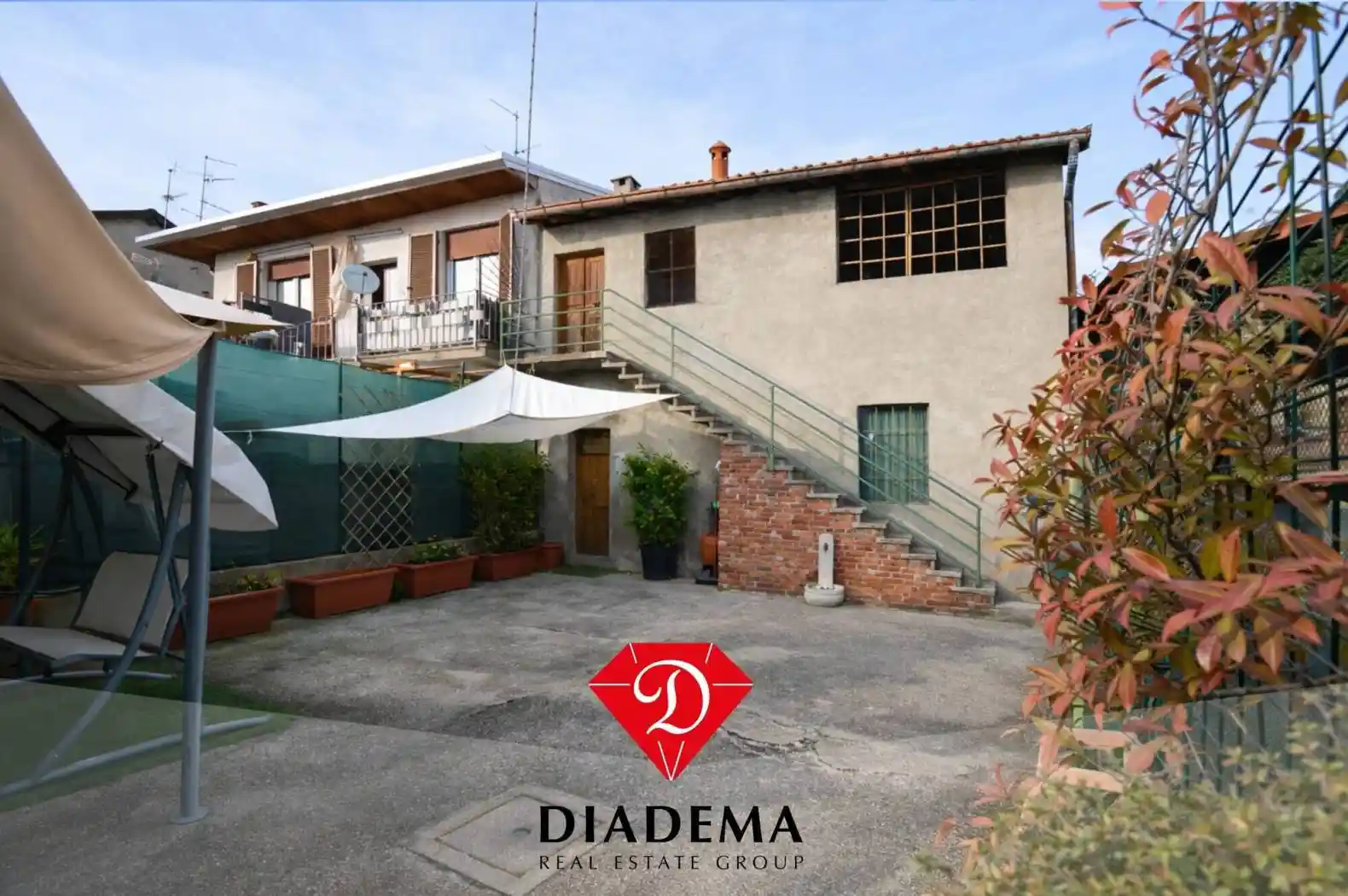 Rustico - Casale in vendita a Sumirago